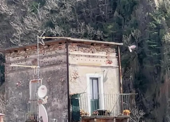 Casa Berti - View In The Heart Of Дервио